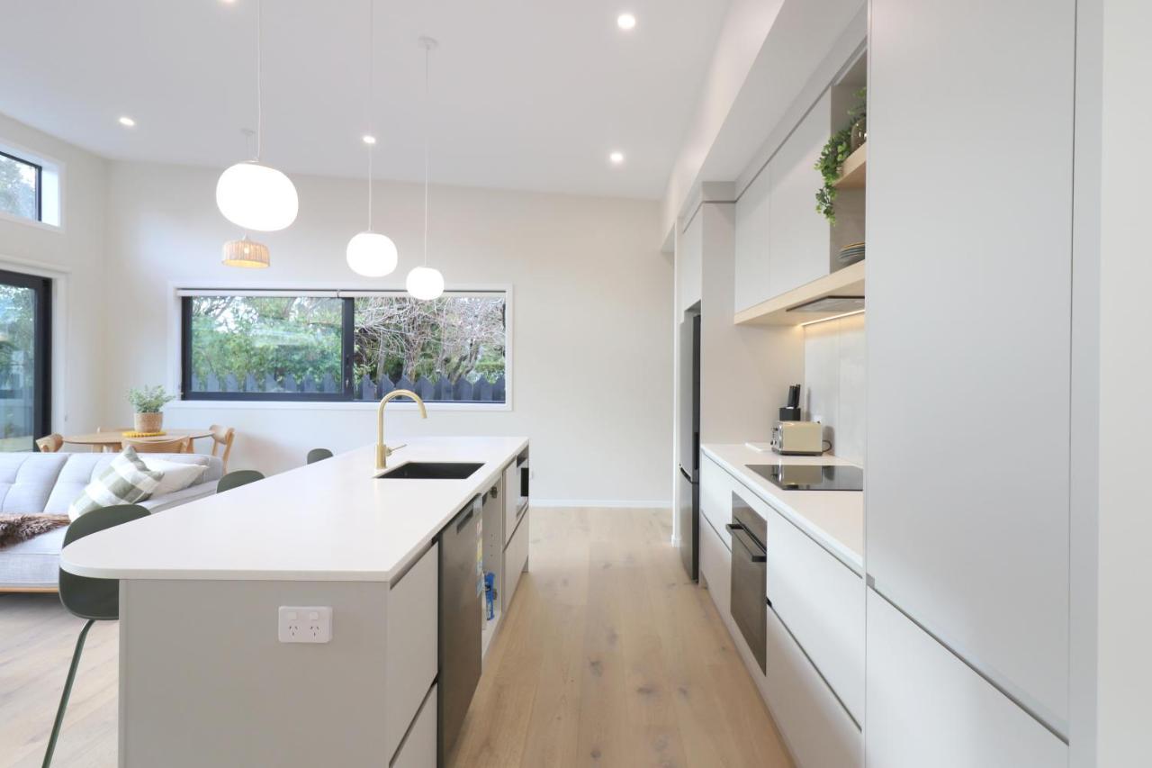 The Mod Box Villa Invercargill Exterior photo